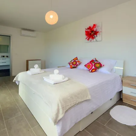 West By Interhome Holiday home *
