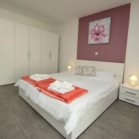 West By Interhome Holiday home *