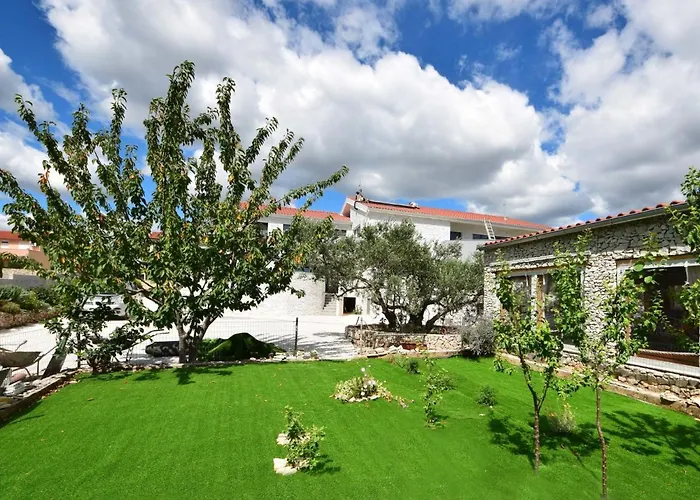 West By Interhome Vakantiehuis Sovlje