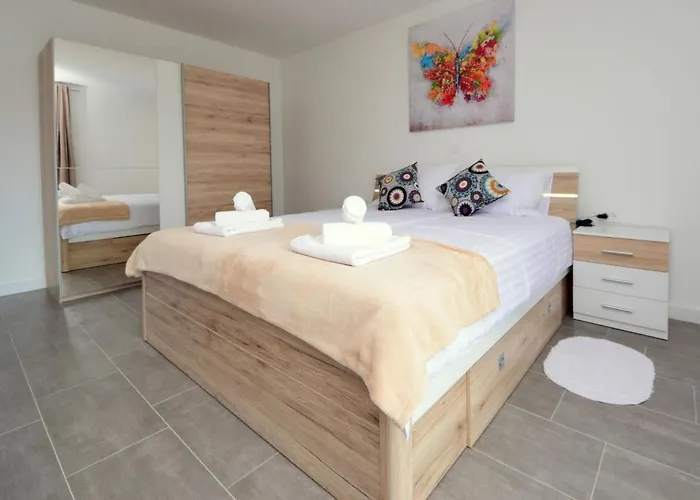 Vakantiehuis West By Interhome *