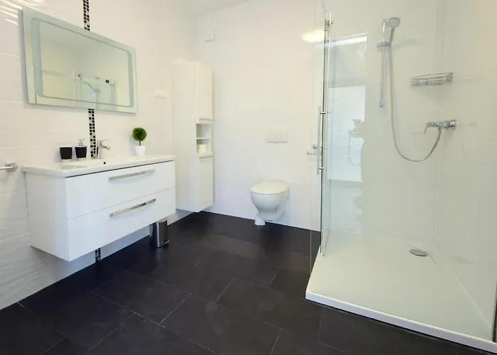 West By Interhome Vakantiehuis *