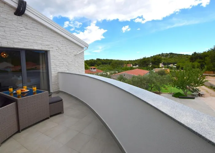 West By Interhome Vakantiehuis